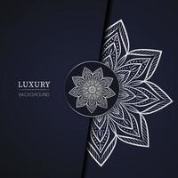 luxe bloemen mandala ontwerp achtergrond in zilver kleur gratis vector