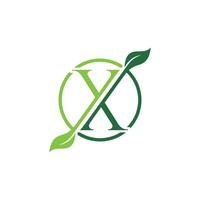 eerste brief X met blad luxe logo. groen blad logo sjabloon ontwerp. vector