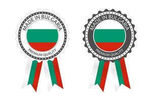 twee modern gemaakt in bulgarije etiketten geïsoleerd Aan wit achtergrond, gemakkelijk stickers in Bulgaars kleuren, premie kwaliteit postzegel ontwerp, vlag van bulgarije vector