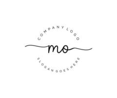 eerste ma vrouwelijk logo schoonheid monogram en elegant logo ontwerp, handschrift logo van eerste handtekening, bruiloft, mode, bloemen en botanisch met creatief sjabloon. vector