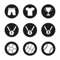 sportuitrusting pictogrammen instellen. winnaar beker, gouden, zilveren en bronzen medailles. basketbal, tennis en voetballen, t-shirt en korte broek. vector witte silhouetten illustraties in zwarte cirkels