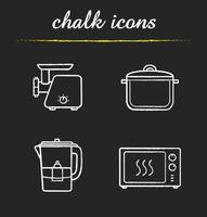 keukengerei krijt pictogrammen instellen. elektrische vleesmolen, steelpan, waterfilter, magnetron. geïsoleerde vector schoolbord illustraties