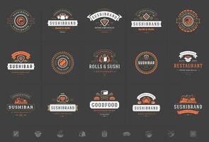 sushi restaurant logos en badges reeks Japans voedsel met sushi Zalm broodjes silhouetten illustratie vector