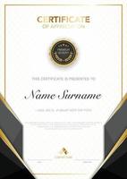 diploma certificaat sjabloon zwarte en gouden kleur met luxe en moderne stijl vector afbeelding.