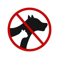 Nee huisdieren toegestaan icoon. honden of katten verboden symbool. dieren verbod zone pictogram. hoektand en katachtig silhouetten in rood verboden teken vector