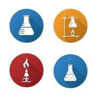 school scheikunde laboratorium apparatuur. platte ontwerp lange schaduw iconen set. beker met vloeistof, ringstandaard met kolf, laboratoriumbrander, chemische reactie. vector silhouet illustratie