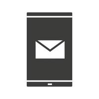 smartphone sms-bericht glyph pictogram. silhouet symbool. slimme telefoon met e-mail brief. negatieve ruimte. vector geïsoleerde illustratie