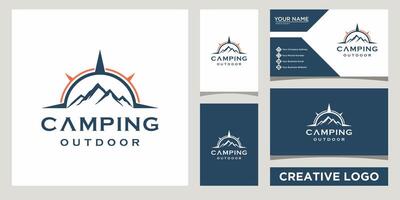 berg heuvels pieken met kompas avontuur, camping buitenshuis logo ontwerp sjabloon met bedrijf kaart ontwerp vector