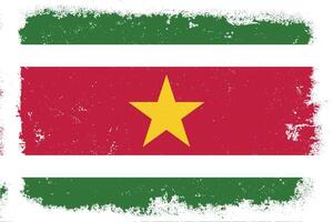 wijnoogst vlak ontwerp grunge Suriname vlag achtergrond vector