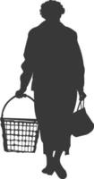 silhouet ouderen Dames met boodschappen doen mand vol lichaam zwart kleur enkel en alleen vector