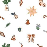 Kerst symbolen naadloze patroon met kousen, kaarsen, sterren en verschillende boomversieringen. hand getrokken doodle stijl vectorillustratie voor textiel of inpakpapier vector