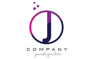 j cirkel letter logo-ontwerp met paarse stippen bubbels vector