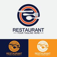 restaurant logo met lepel en vork icoon, menu ontwerp eten drinken concept voor café restaurant vector