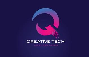 q eerste letter logo-ontwerp met digitale pixels in blauwpaarse kleuren. vector