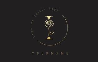 gouden creatieve eerste letter i-logo met belettering cirkel en handgetekende roos. bloemenelement en elegante letter i. vector