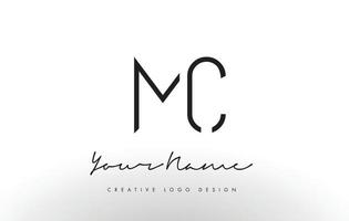 mc letters logo ontwerp slank. creatief eenvoudig zwart letterconcept. vector