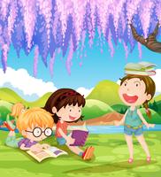 Kinderen die boeken lezen onder de boom vector