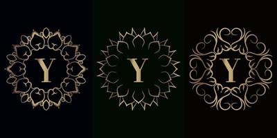 verzameling van logo initial y met luxe mandala ornament frame vector