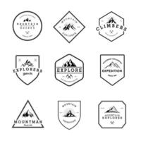 verzameling bergavontuurbadges vector