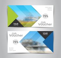 Cadeaubonnen en vouchers, kortingsbon of banner websjabloon met onscherpe achtergrond. vector