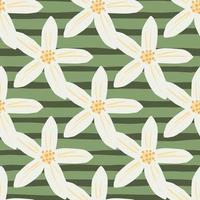 witte eenvoudige mandarijnen naadloze doodle bloempatroon. groene gestreepte achtergrond. zomerbloei print. vector