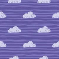 doodle naadloze patroon met lichte tinten wolken silhouetten. weerprint met blauw gestreepte achtergrond. vector