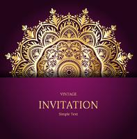 Elegant Save The Date-kaartontwerp. Vintage bloemen uitnodigingskaartsjabloon. Luxe swirl mandala wenskaart, goud, paars vector