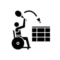 rolstoel badminton zwarte glyph pictogram. shuttle slaan met racketspel. rivaliserende sportcompetitie. sporter met een handicap. silhouet symbool op witte ruimte. vector geïsoleerde illustratie