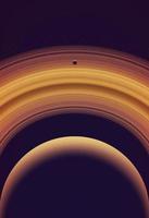 een gigantische ringplaneet met zijn baan om de maan vector
