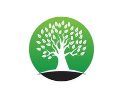 Boom groene mensen identiteitskaart vector logo sjabloon