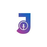 letter j podcast record-logo. alfabet met microfoon pictogram vectorillustratie vector