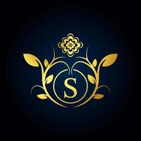 elegant s luxe logo. gouden bloemen alfabet logo met bloemen bladeren. perfect voor mode, sieraden, schoonheidssalon, cosmetica, spa, boetiek, bruiloft, postzegel, hotel- en restaurantlogo. vector