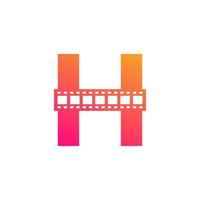 beginletter h met reel strepen filmstrip voor film film bioscoop productie studio logo inspiratie vector