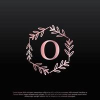 elegant o-letter zeshoekig bloemenlogo met creatieve elegante bladmonogram-taklijn en roze zwarte kleur. bruikbaar voor bedrijfs-, mode-, cosmetica-, spa-, wetenschaps-, medische en natuurlogo's. vector