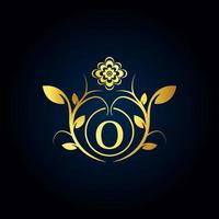 elegant of luxe logo. gouden bloemen alfabet logo met bloemen bladeren. perfect voor mode, sieraden, schoonheidssalon, cosmetica, spa, boetiek, bruiloft, postzegel, hotel- en restaurantlogo. vector