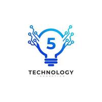 nummer 5 binnen gloeilamp technologie innovatie logo ontwerpsjabloon element vector