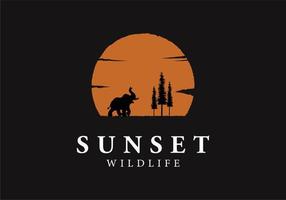 wildlife olifant silhouet zonsondergang logo sjabloon vector