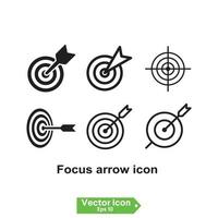 focus pijlpictogram. doel bullseye pijlpictogram plat. illustratie geïsoleerd op een witte achtergrond. vector grijs teken symbool