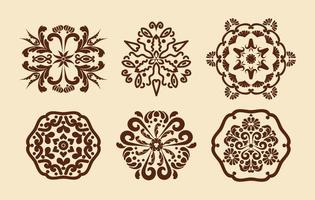 bloemenpatronen van mandala's. mehndi patroon. decoratieve textuur. bruine, beige kleur. voor het ontwerpen van muren, menukaarten, huwelijksuitnodigingen of etiketten, voor lasersnijden, inlegwerk. vector