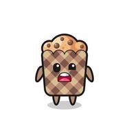 het geschokte gezicht van de schattige muffin-mascotte vector
