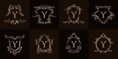 verzameling van logo initial y met luxe ornament of bloemenframe vector