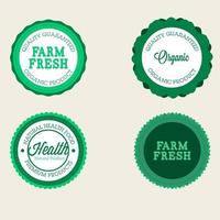 vector boerderij badge set van verse biologische elementen. vintage stijllabels voor natuurlijk eten en drinken, producten, biologisch-dynamische landbouw, op de achtergrond van de natuur. collectie 100 bio, eco, gezonde stickers