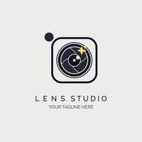 camera lens studio logo ontwerpsjabloon voor merk of bedrijf en andere vector