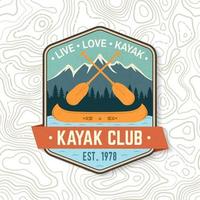 kajak club. leef, heb lief, kajak. vector. concept voor shirt, stempel of tee. vintage design met berg, peddels en bootsilhouet. extreme watersport. outdoor avontuur emblemen, patches. vector