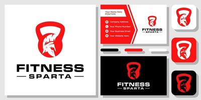 fitness kettlebell Spartaanse krijger gym Griekse training fit logo-ontwerp met sjabloon voor visitekaartjes vector