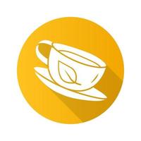 groene thee beker platte ontwerp lange schaduw glyph pictogram. natuurlijke, eco kruidendrank. coffeeshop, café-logo. detox dieet drinken, gezond eten. porseleinen mok met drank vector silhouet illustratie