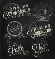 namen van koffiedranken espresso, latte, gestileerde inscripties in krijt op een schoolbord vector