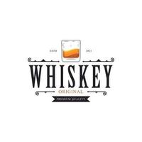 luxe vintage whiskyglas logo labelontwerp inspiratie vector