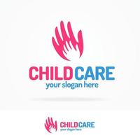 kinderopvang logo set bestaande uit silhouet baby hand in grote hand vector