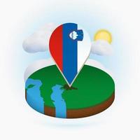 isometrische ronde kaart van slovenië en puntmarkering met vlag van slovenië. wolk en zon op de achtergrond. vector